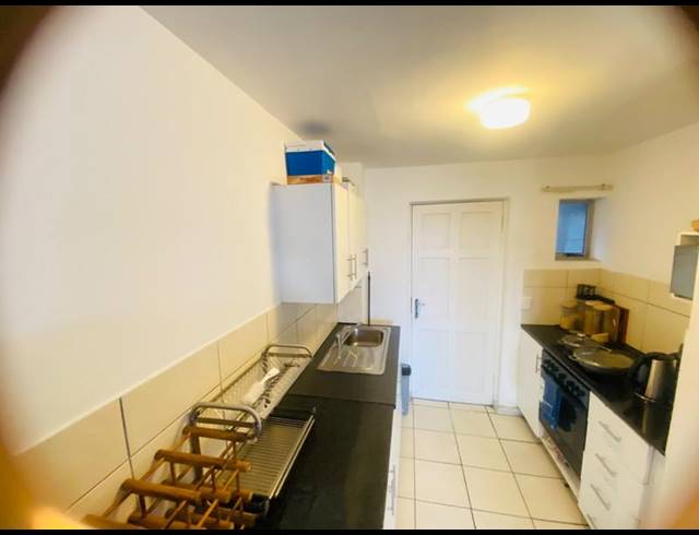 2 BEDROOM APARTMENT FOR SALE IN KENSINGTON
